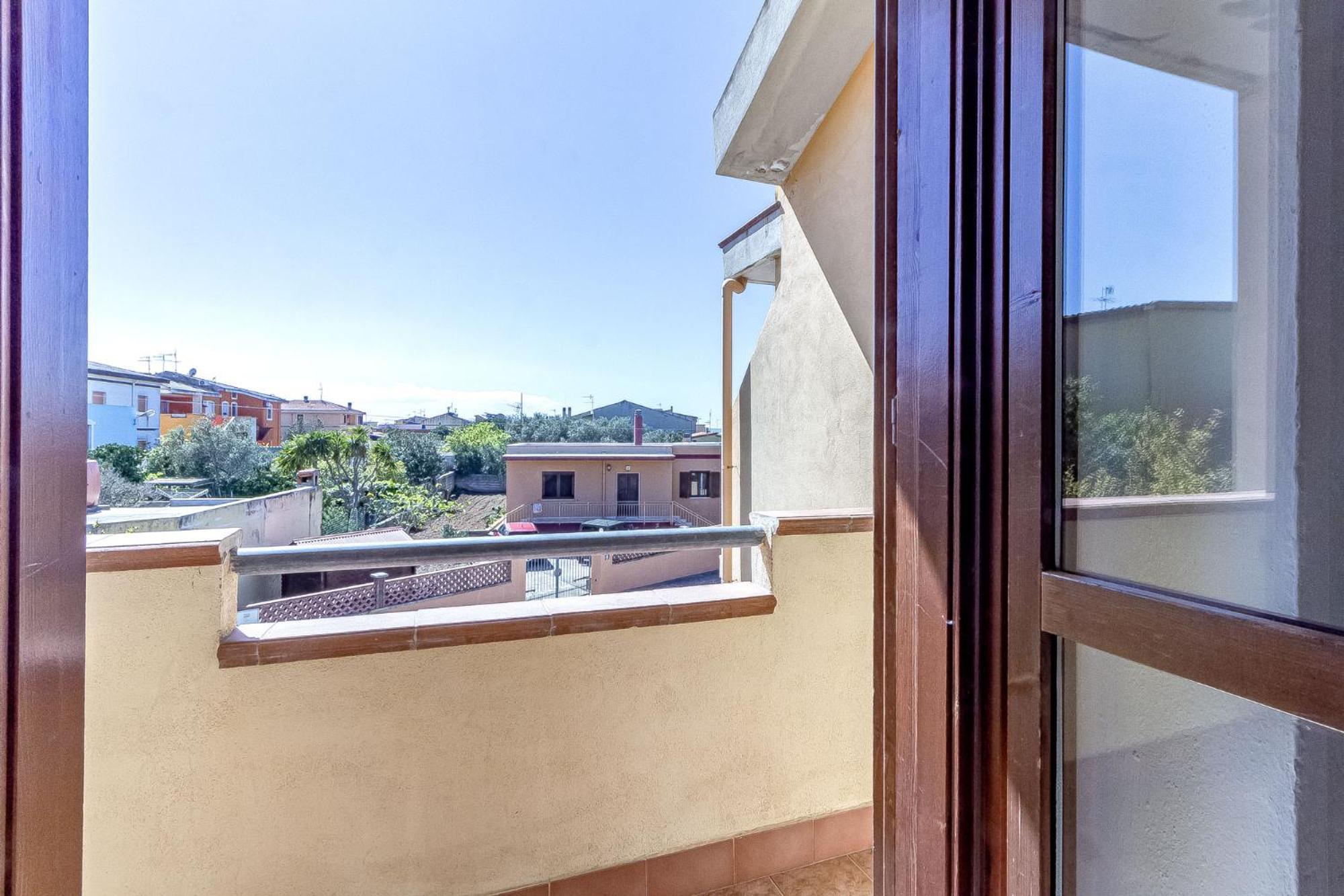 Charlotte Apartment - For Family And Groups Porto Torres Exterior foto